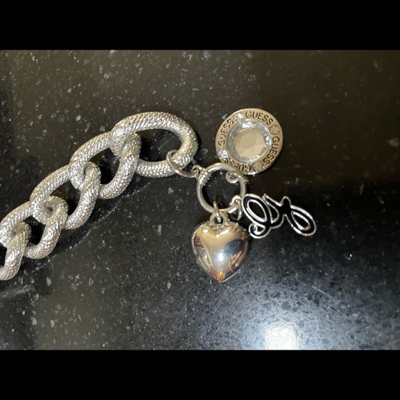 Guess Bracelet - Picture 3 of 3